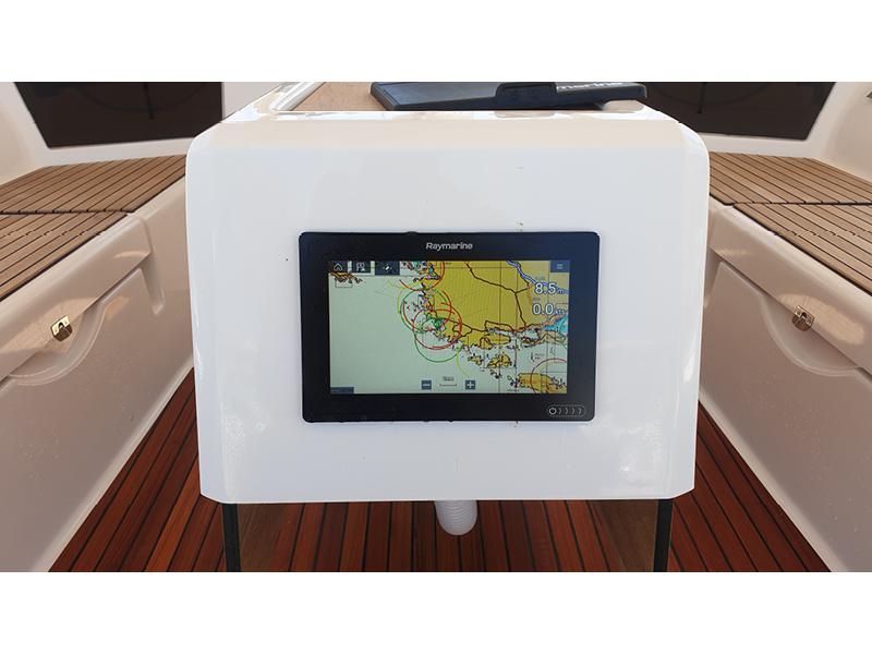 Book yachts online - sailboat - Dufour 430 Grand Large - Largo - rent