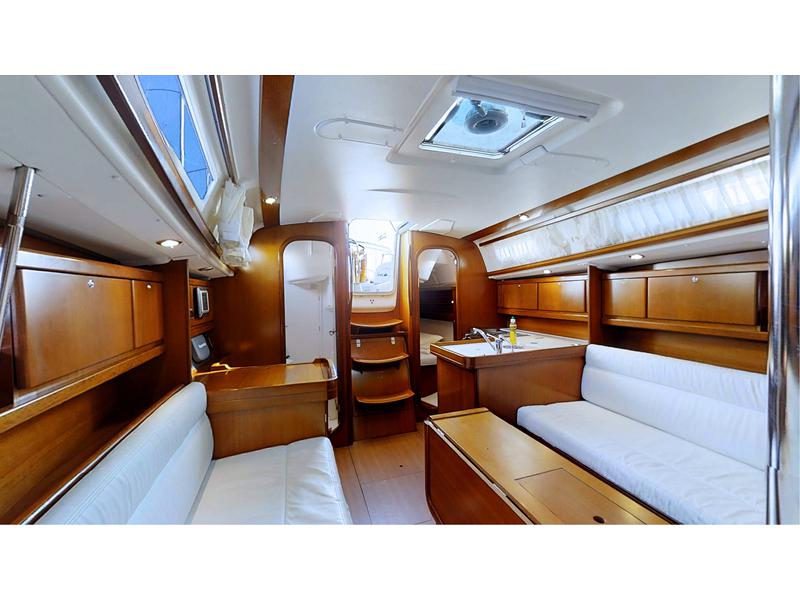 Book yachts online - sailboat - Dufour 325 Grand Large - Alma R  - rent