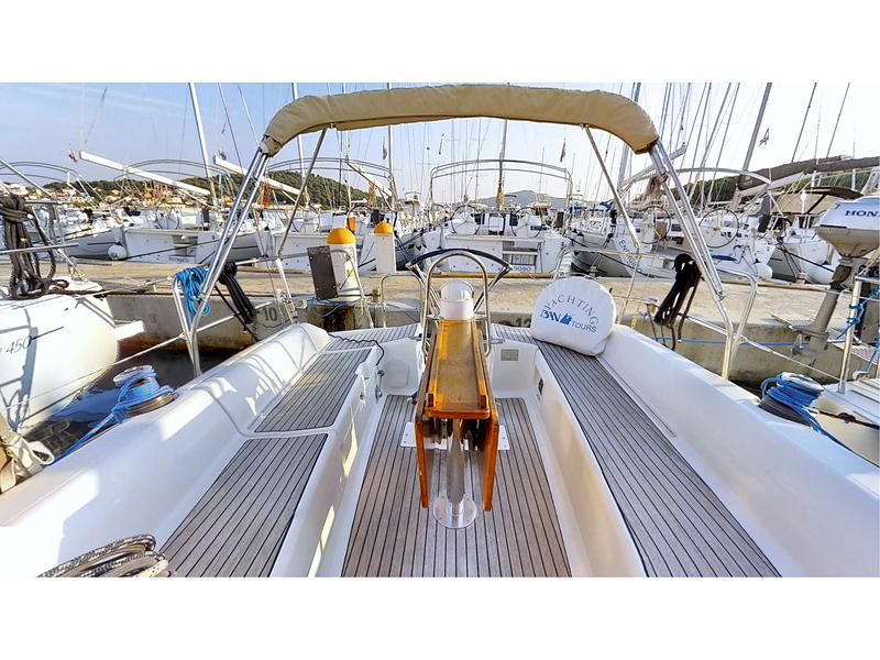 Book yachts online - sailboat - Dufour 325 Grand Large - Alma R  - rent