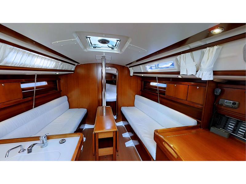 Book yachts online - sailboat - Dufour 325 Grand Large - Alma R  - rent