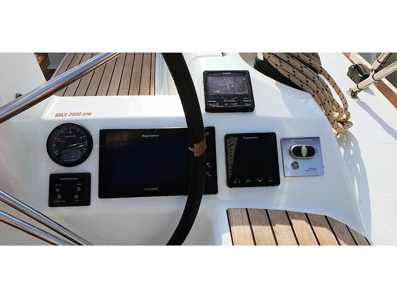 Book yachts online - sailboat - Dufour 460 Grand Large - Katajina AC/Gen - rent