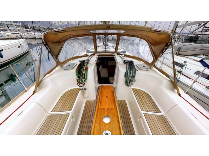 Book yachts online - sailboat - Dufour 425 Grand Large - Animato - rent