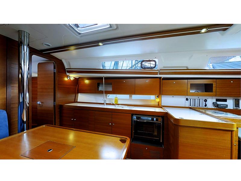 Book yachts online - sailboat - Dufour 375 Grand Large - Mara R - rent