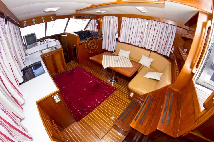 Book yachts online - motorboat - Staryacht 1670 - Holiday  - rent