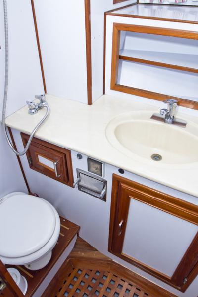 Book yachts online - motorboat - Staryacht 1670 - Holiday  - rent