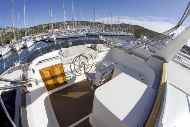 Book yachts online - motorboat - Staryacht 1670 - Holiday  - rent
