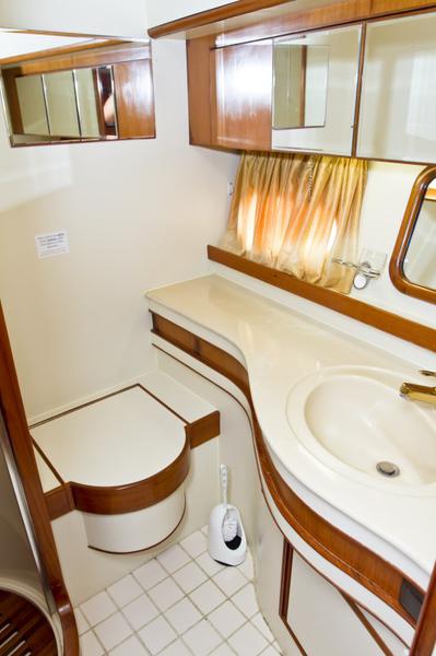 Book yachts online - motorboat - Yaretti 1910 - Relax  - rent