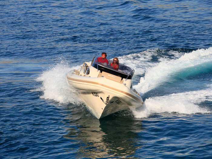 Book yachts online - motorboat - MAR-CO e-motion 32 - Marco - rent