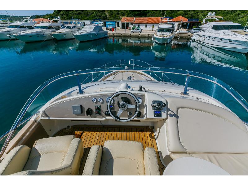 Book yachts online - motorboat - Jeanneau Prestige 36 Fly - Dodo - rent