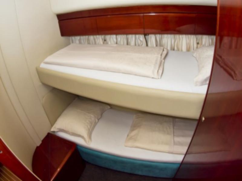 Book yachts online - motorboat - Princess 480 - Carpe Diem  - rent