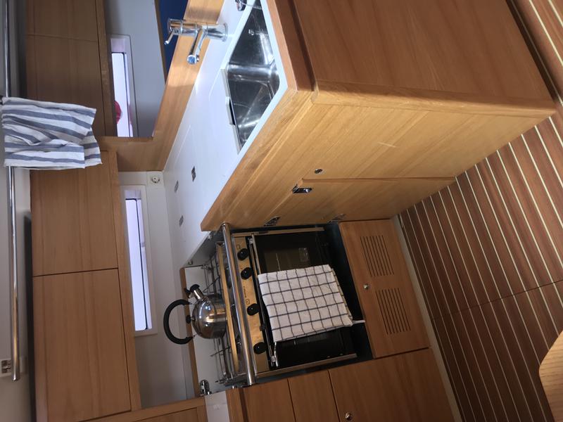 Book yachts online - sailboat - Salona 380 Performance - Tonic - rent