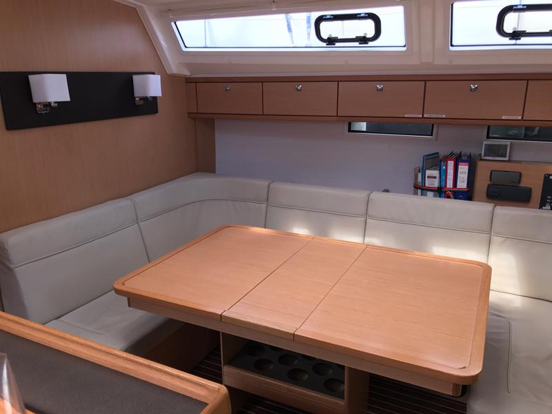 Book yachts online - sailboat - Bavaria Cruiser 46 - Libertá (Modell 2016, boated 2016) - rent
