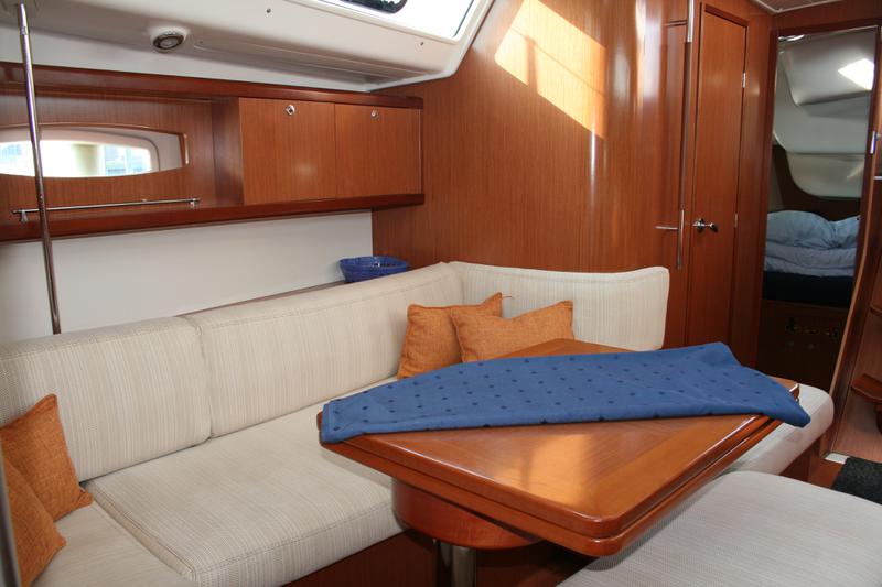 Book yachts online - sailboat - Oceanis 40 - Marie-Andrea - rent