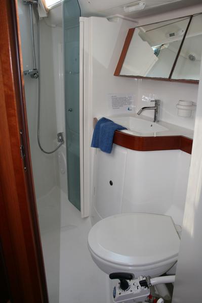 Book yachts online - sailboat - Oceanis 40 - Marie-Andrea - rent