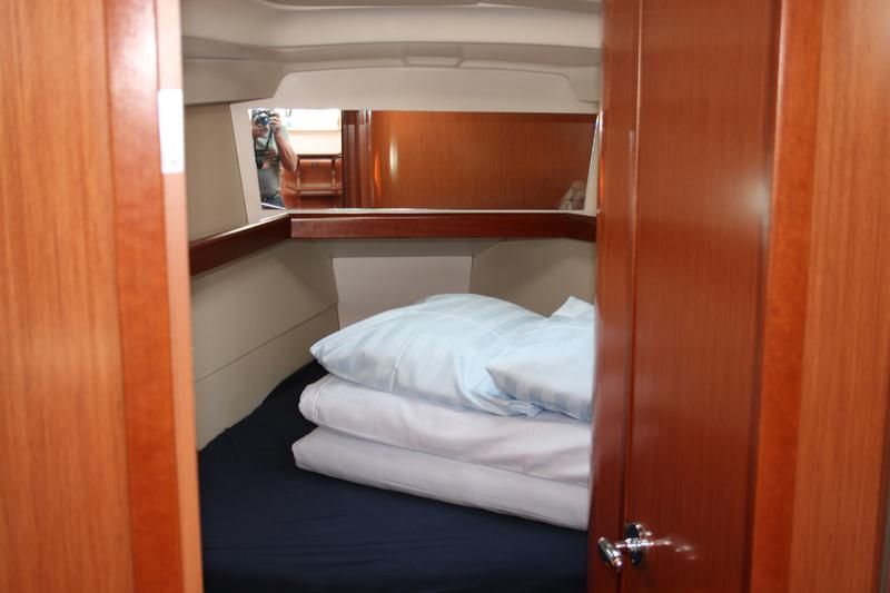 Book yachts online - sailboat - Oceanis 40 - Marie-Andrea - rent