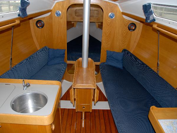 Book yachts online - sailboat - Beneteau 285 - Seagull - rent