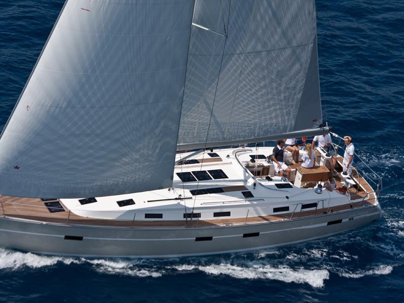 Book yachts online - sailboat - Bavaria Cruiser 50 - Aladar - Solar Panel - rent