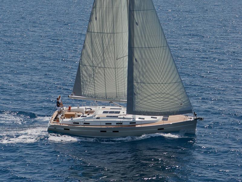 Book yachts online - sailboat - Bavaria Cruiser 50 - Aladar - Solar Panel - rent