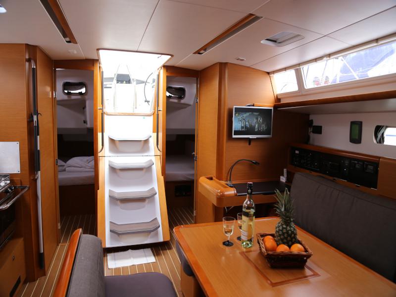 Book yachts online - sailboat - Sun Odyssey 479 - Manci - rent