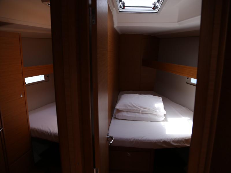Book yachts online - sailboat - Dufour 460 Grand Large - Sea  Hawk  - rent