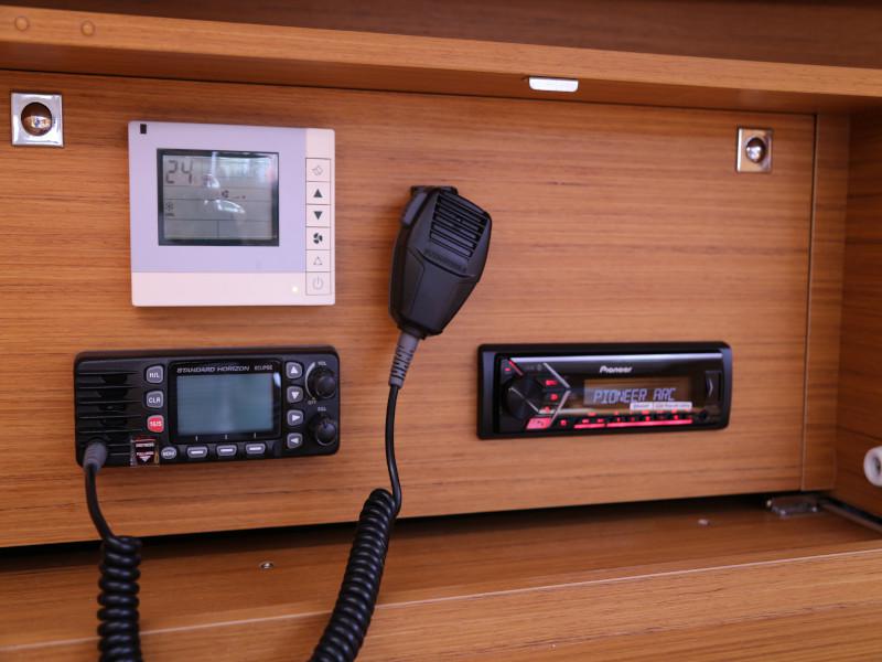 Book yachts online - sailboat - Dufour 460 Grand Large - Sea  Hawk  - rent