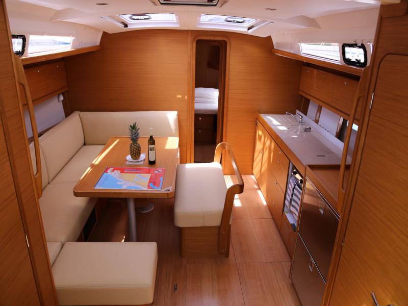 Book yachts online - sailboat - Dufour 460 Grand Large - Sea  Hawk  - rent