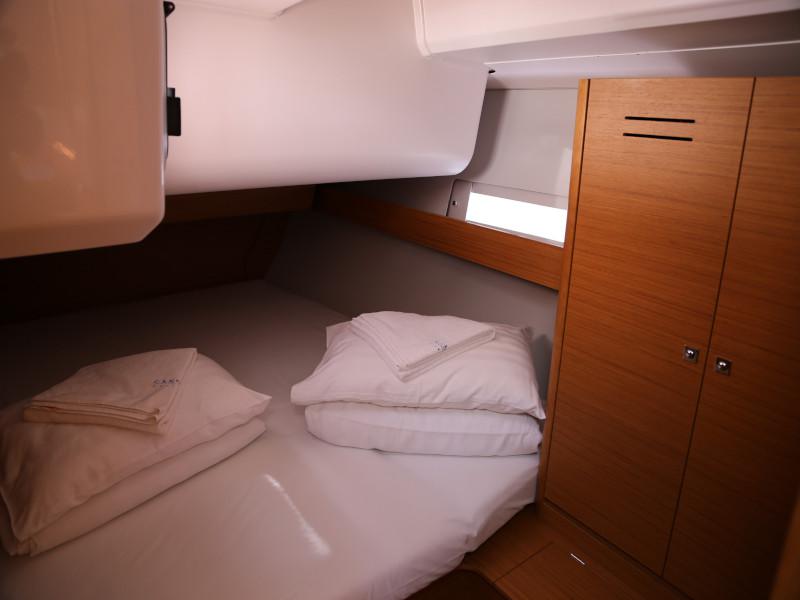 Book yachts online - sailboat - Dufour 460 Grand Large - Sea  Hawk  - rent