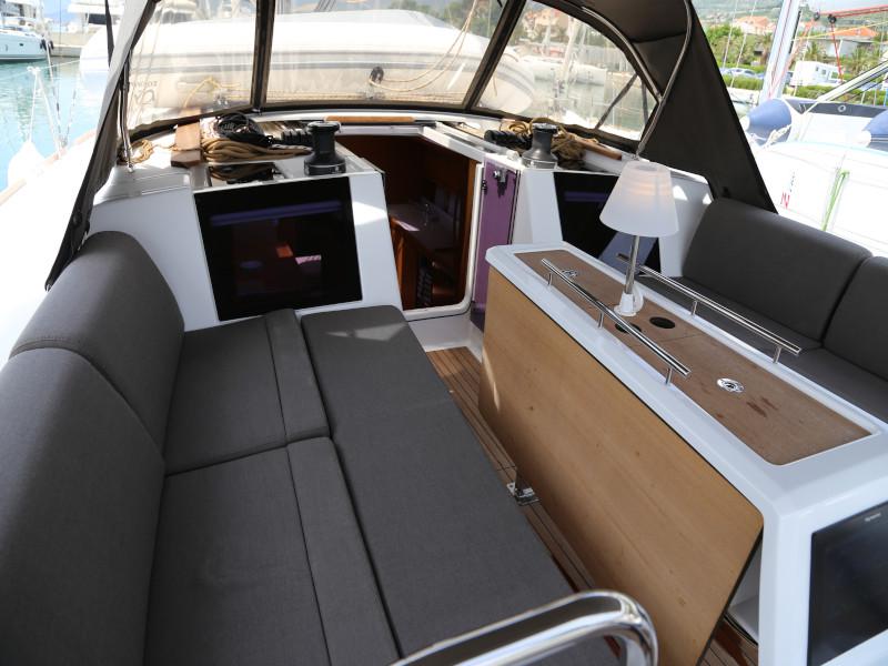 Book yachts online - sailboat - Dufour 460 Grand Large - Sea  Hawk  - rent