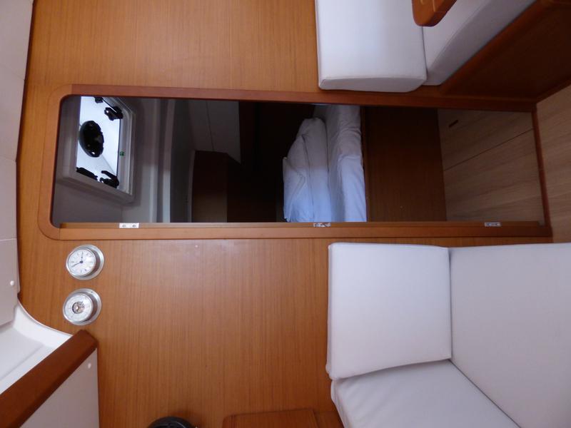 Book yachts online - sailboat - Sun Odyssey 389 - VACSKAMATI - rent