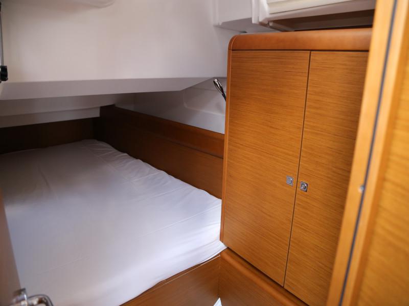 Book yachts online - sailboat - Sun Odyssey 419 - Kandur II  - rent