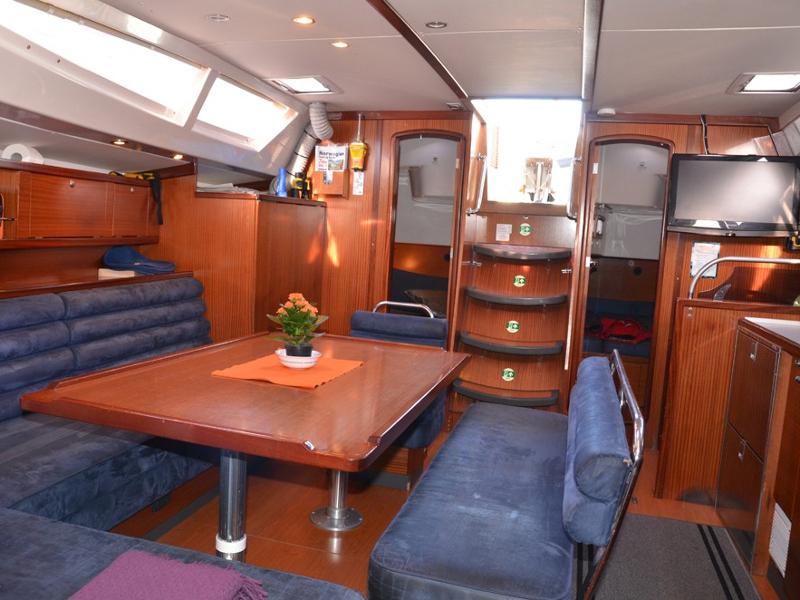 Book yachts online - sailboat - Delphia 47 - Arctic Light - rent