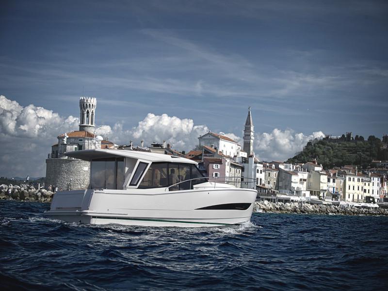 Book yachts online - motorboat - Greenline 39 - MAR - rent