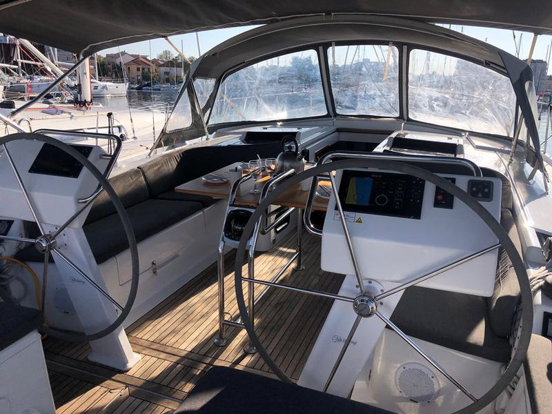 Book yachts online - sailboat - Hanse 455 - ZSIBER - rent