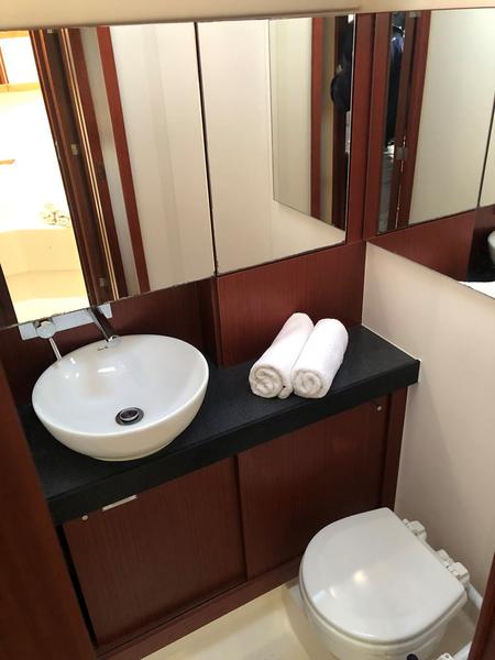Book yachts online - sailboat - Hanse 455 - Buboreka - rent