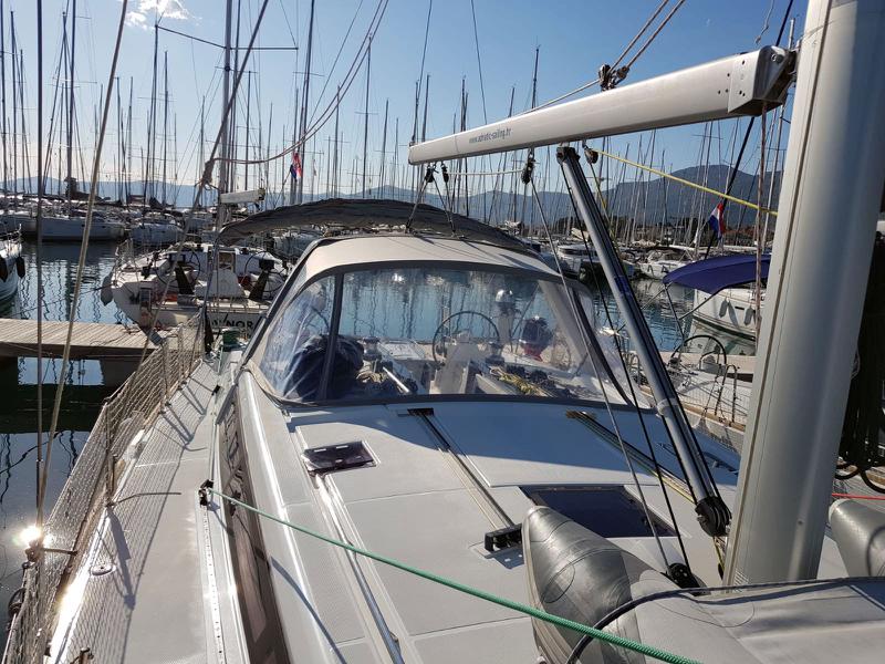 Book yachts online - sailboat - Oceanis 46.1 - ROSALIA - rent