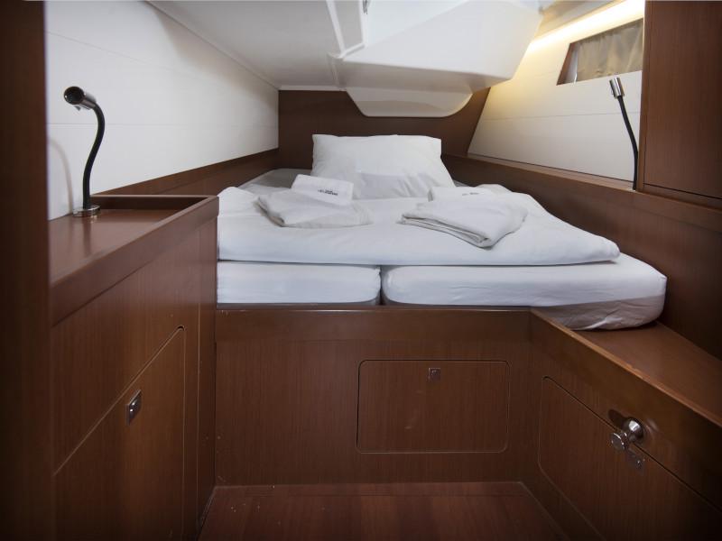 Book yachts online - sailboat - Beneteau Oceanis 48 - HARPIA - rent