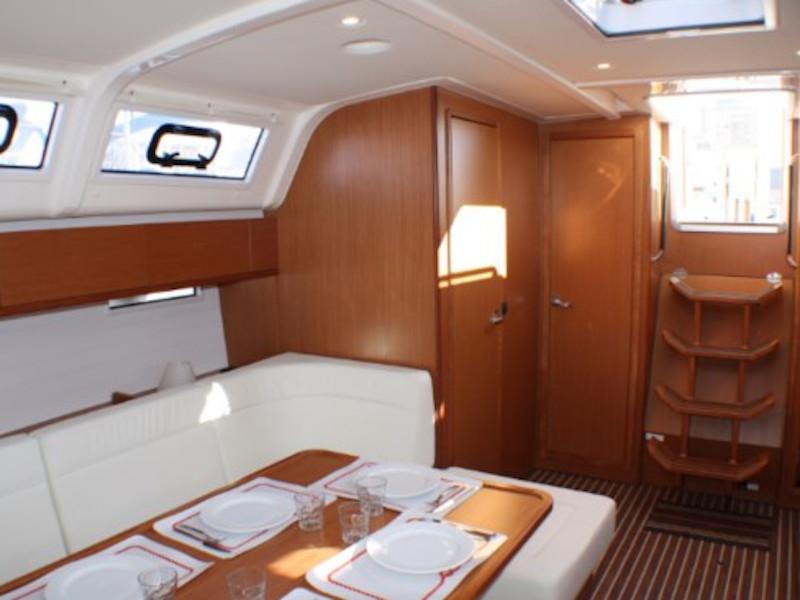 Book yachts online - sailboat - Bavaria Cruiser 51 - Silkwave - rent