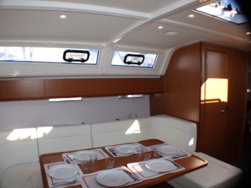 Book yachts online - sailboat - Bavaria  Cruiser 51 - Tabarka - rent