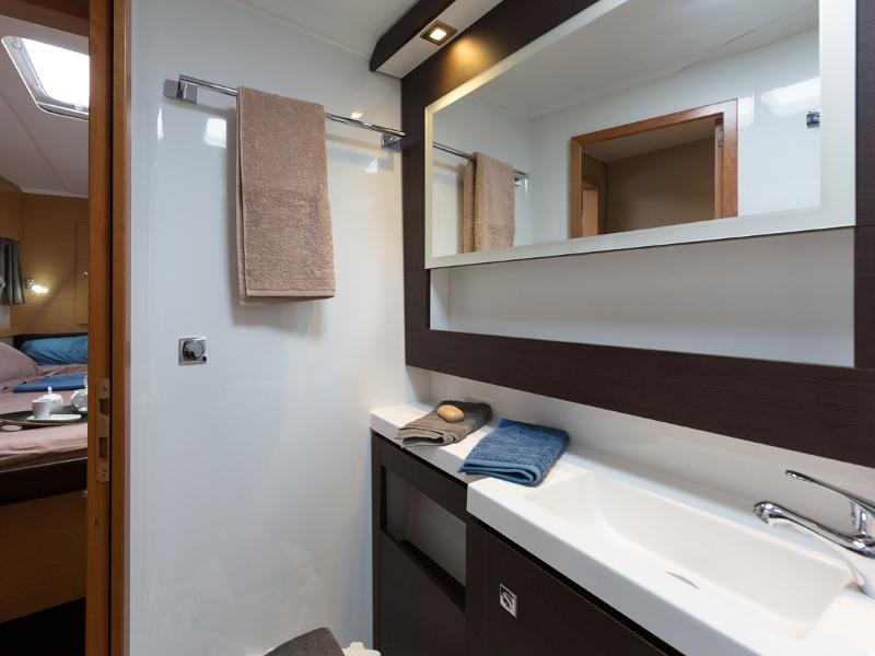 Book yachts online - catamaran - Helia 44 Quatuor - Lycia - rent