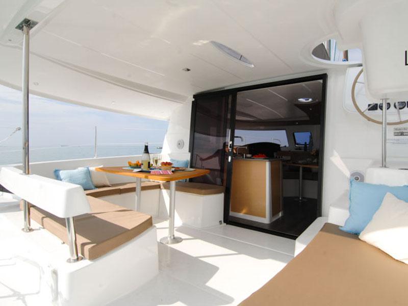 Book yachts online - catamaran - Lipari 41 Maestro evo - Olivia - rent