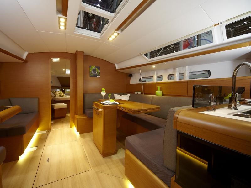 Book yachts online - sailboat - Sun Odyssey 439 - On Blue - rent