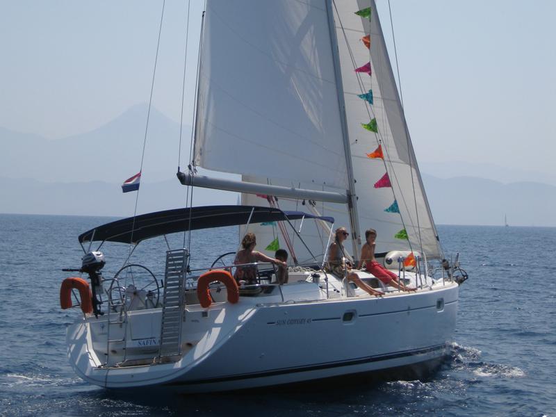 Book yachts online - sailboat - Sun Odyssey 45 - Safina - rent