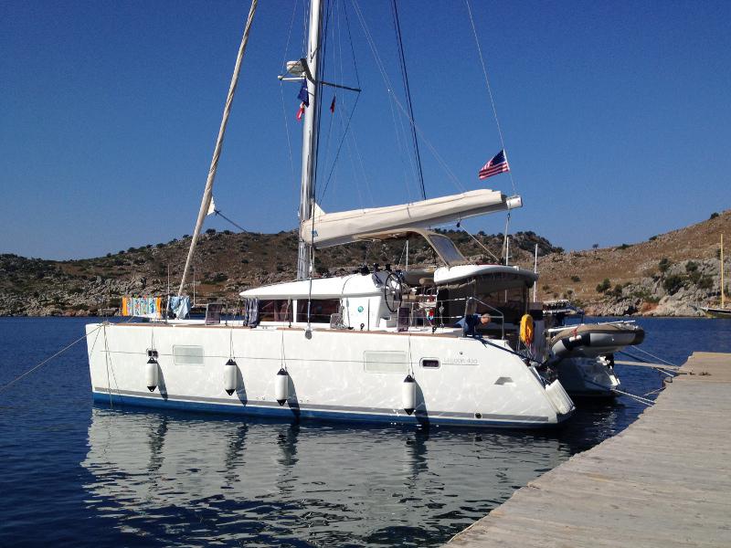Book yachts online - catamaran - Lagoon 400 - Winnie - rent