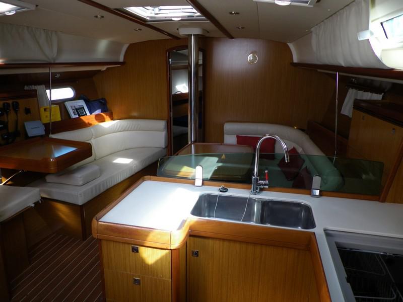 Book yachts online - sailboat - Sun Odyssey 42i - Aegean Spirit - rent