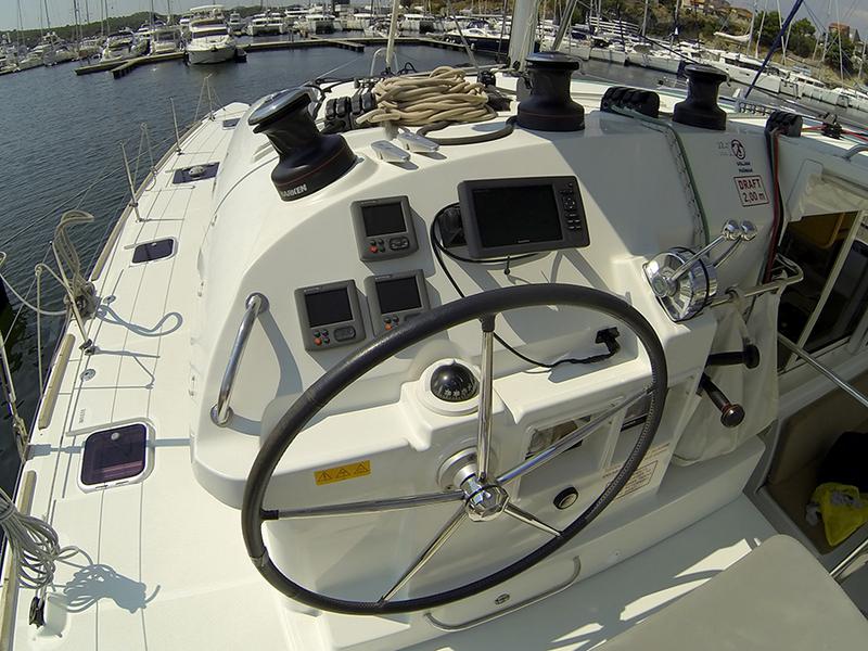 Book yachts online - catamaran - Lagoon 400 - Duplo (Mainsail 2018, Solar panel) - rent