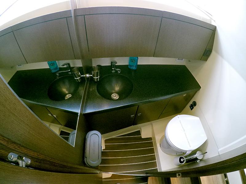 Book yachts online - motorboat - Marex 370 ACC - Fily (AC, Generator, Bowthruster, Sterntruster) - rent
