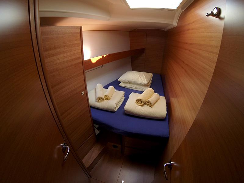 Book yachts online - sailboat - Dufour 460 4 cab - Get Lucky - BT - rent