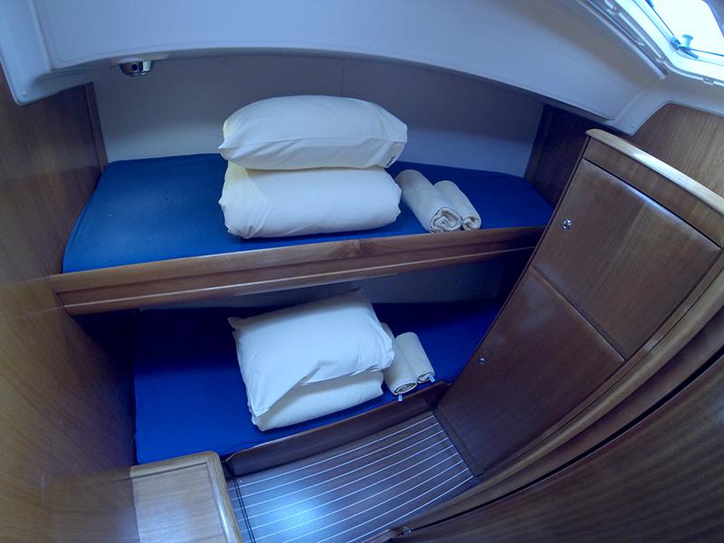 Book yachts online - sailboat - Bavaria 46 Cruiser - Cvita - BT - rent