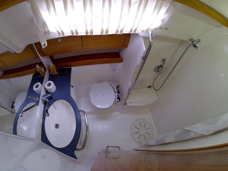 Book yachts online - sailboat - Bavaria 46 Cruiser - Cvita - BT - rent