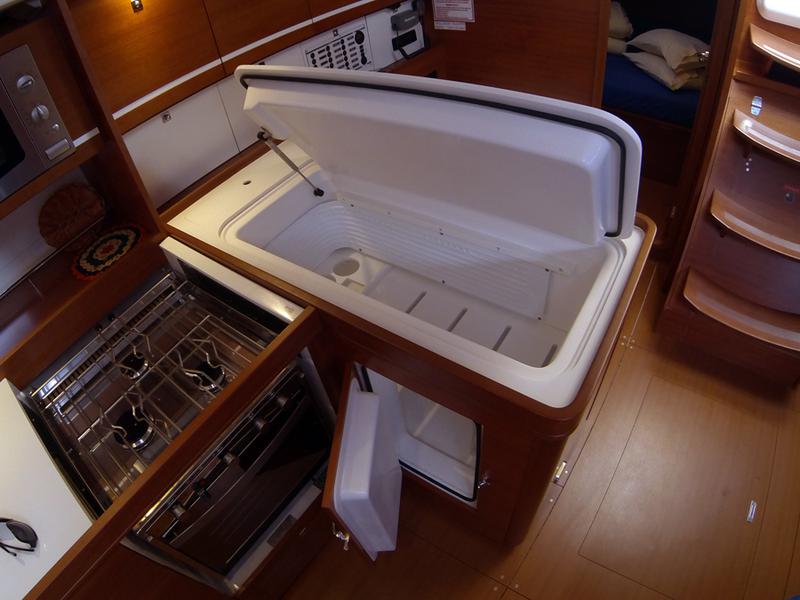 Book yachts online - sailboat - Dufour 445 GL - Prggino II - BT - rent